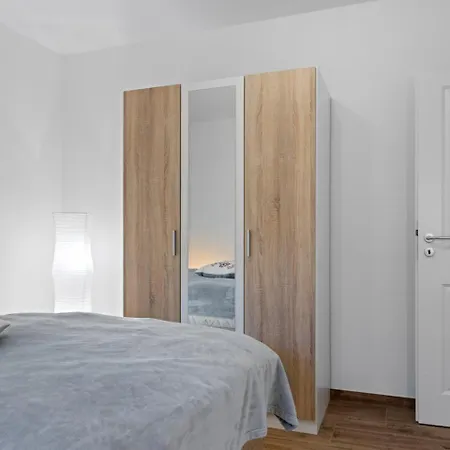 Seeblick - Mit Sauna, Kamin Und Meerblick Pepelow